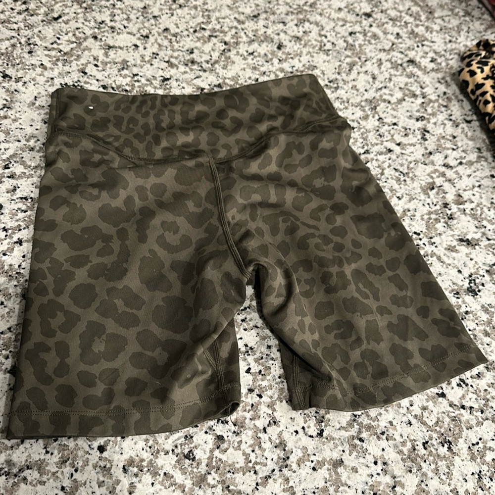 Shorts Army Green